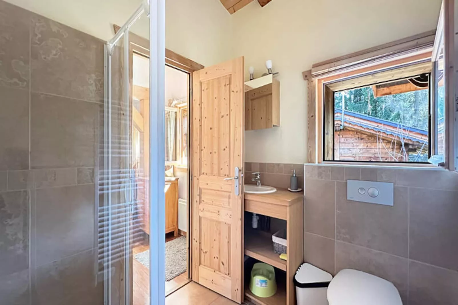 Chalets à Les Carroz-d'Arâches-Image-tags.