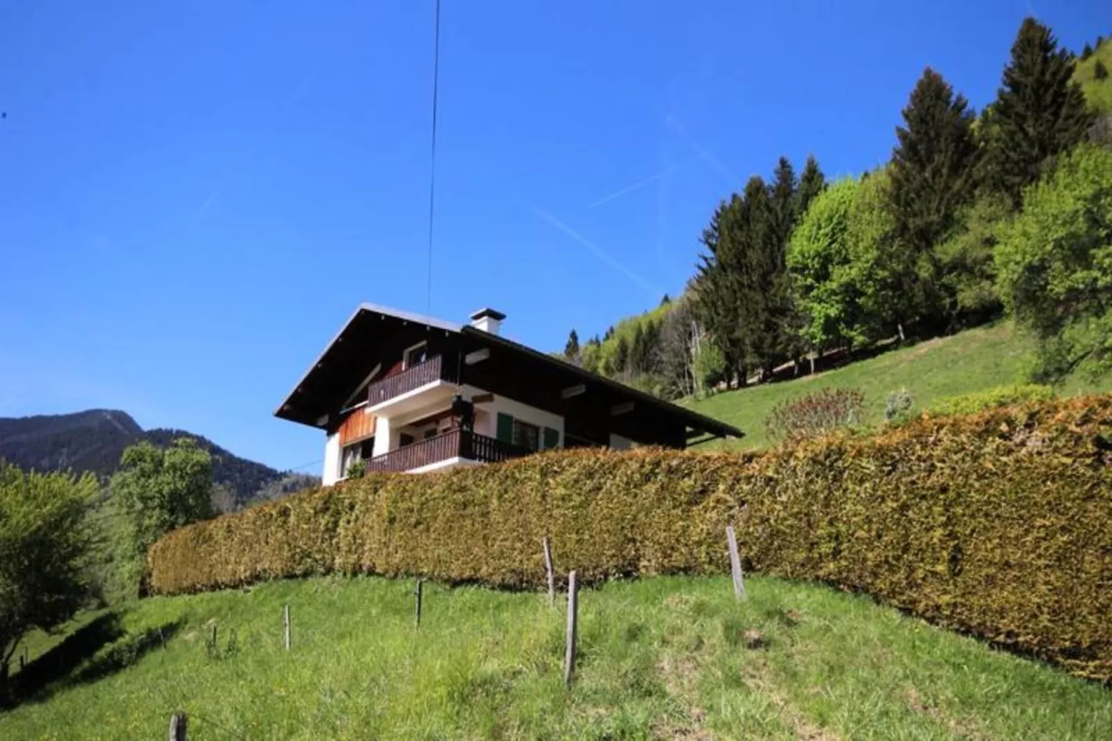 Appartements à Saint Jean d'Aulps-Buitenkant zomer