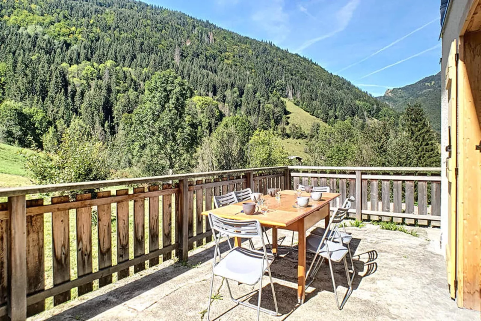 Appartements à Saint Jean d'Aulps-Terrasbalkon