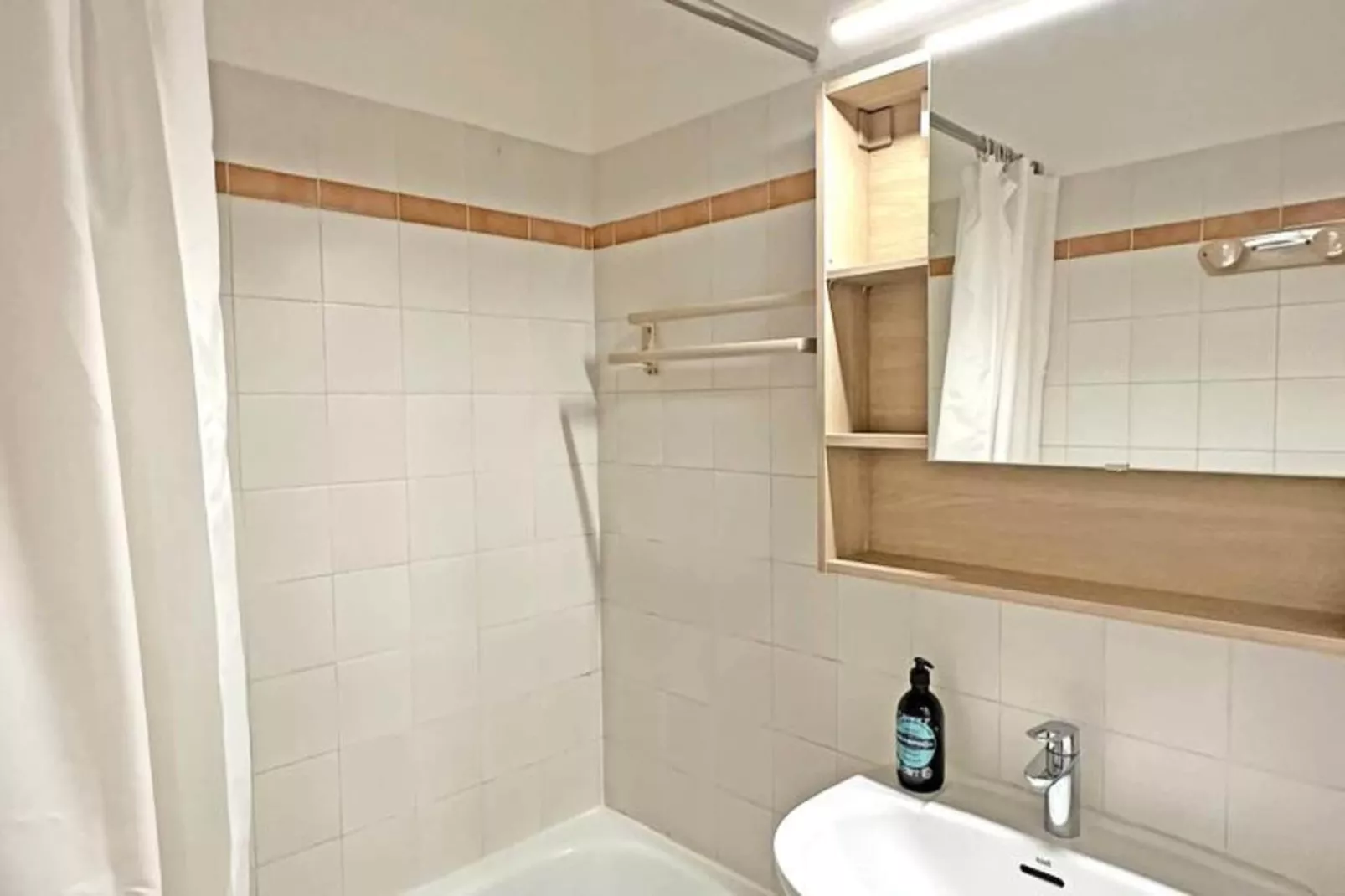 Résidence Victoria-Badkamer