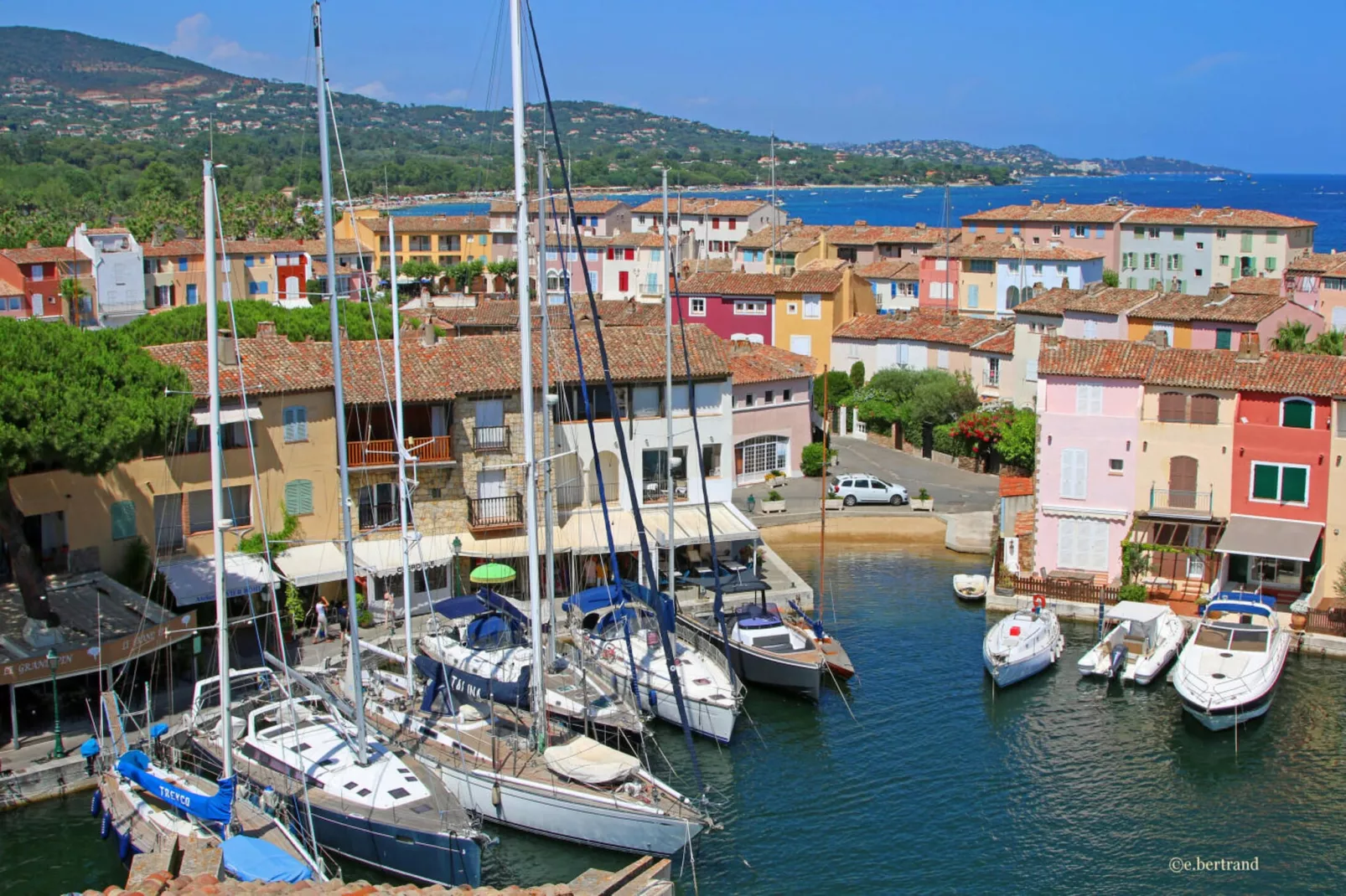 Résidence Hauts De Grimaud-Buitenkant zomer