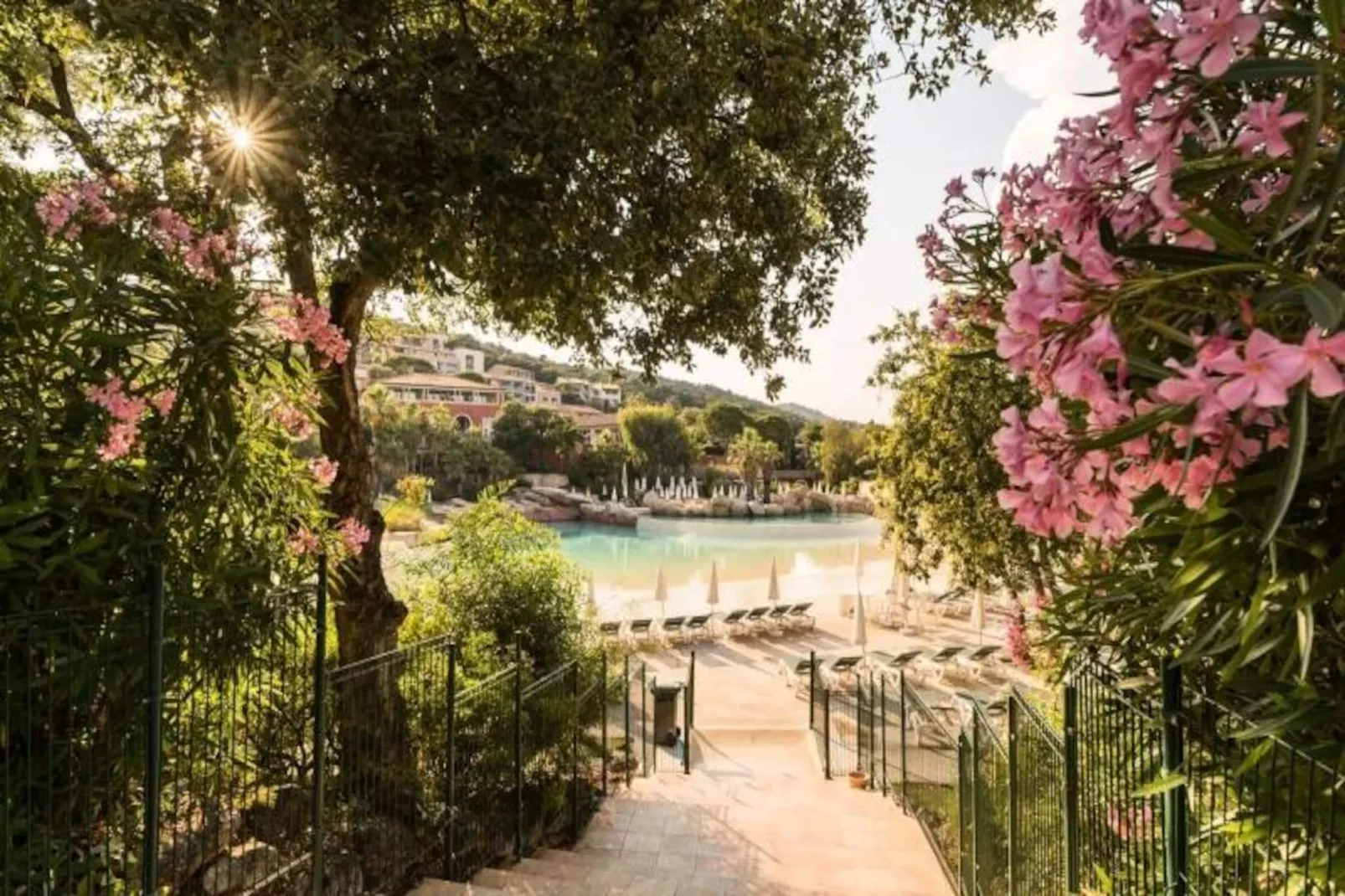 Les Appartements aux Restanques du Golfe de St Tropez - maeva Home-Image-tags.