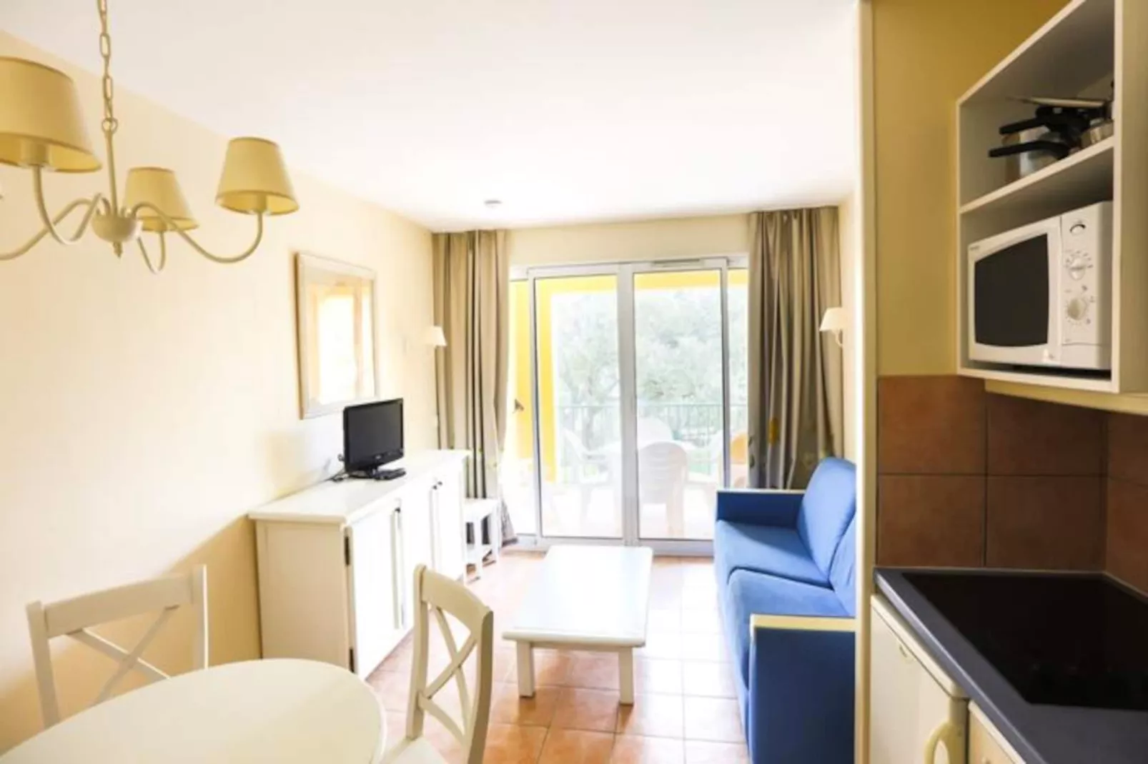 Appartement in Roquebrune bij Les Issambres-Image-tags.