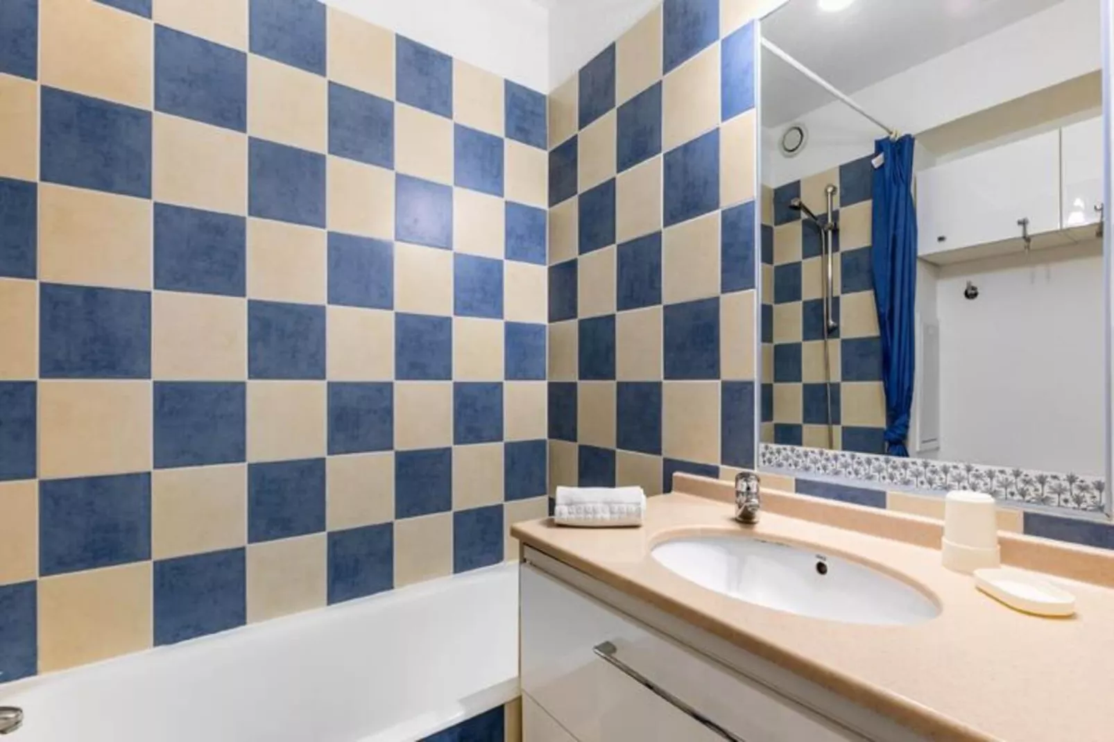 Hyeres Parc - maeva Home-Buitenkant zomer