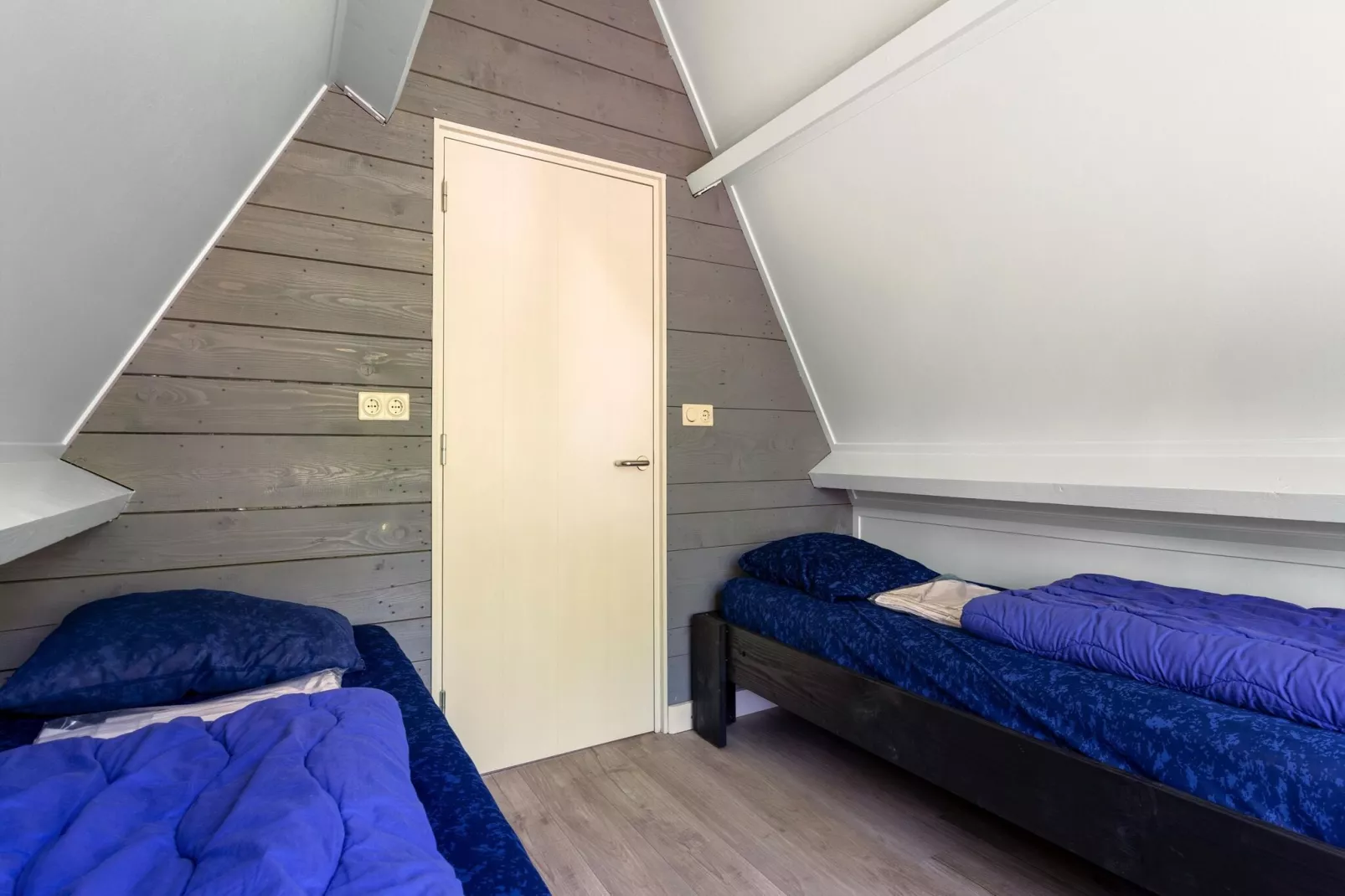 Vosseven 84 Moseik-Slaapkamer