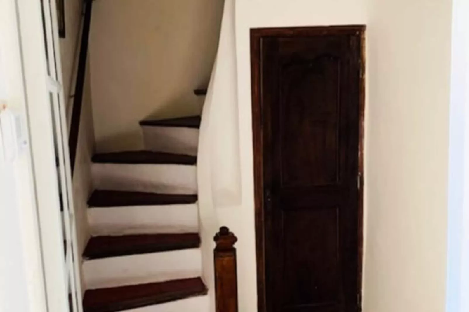 Maison En Pierre Proche Du Centre Ville-Image-tags.