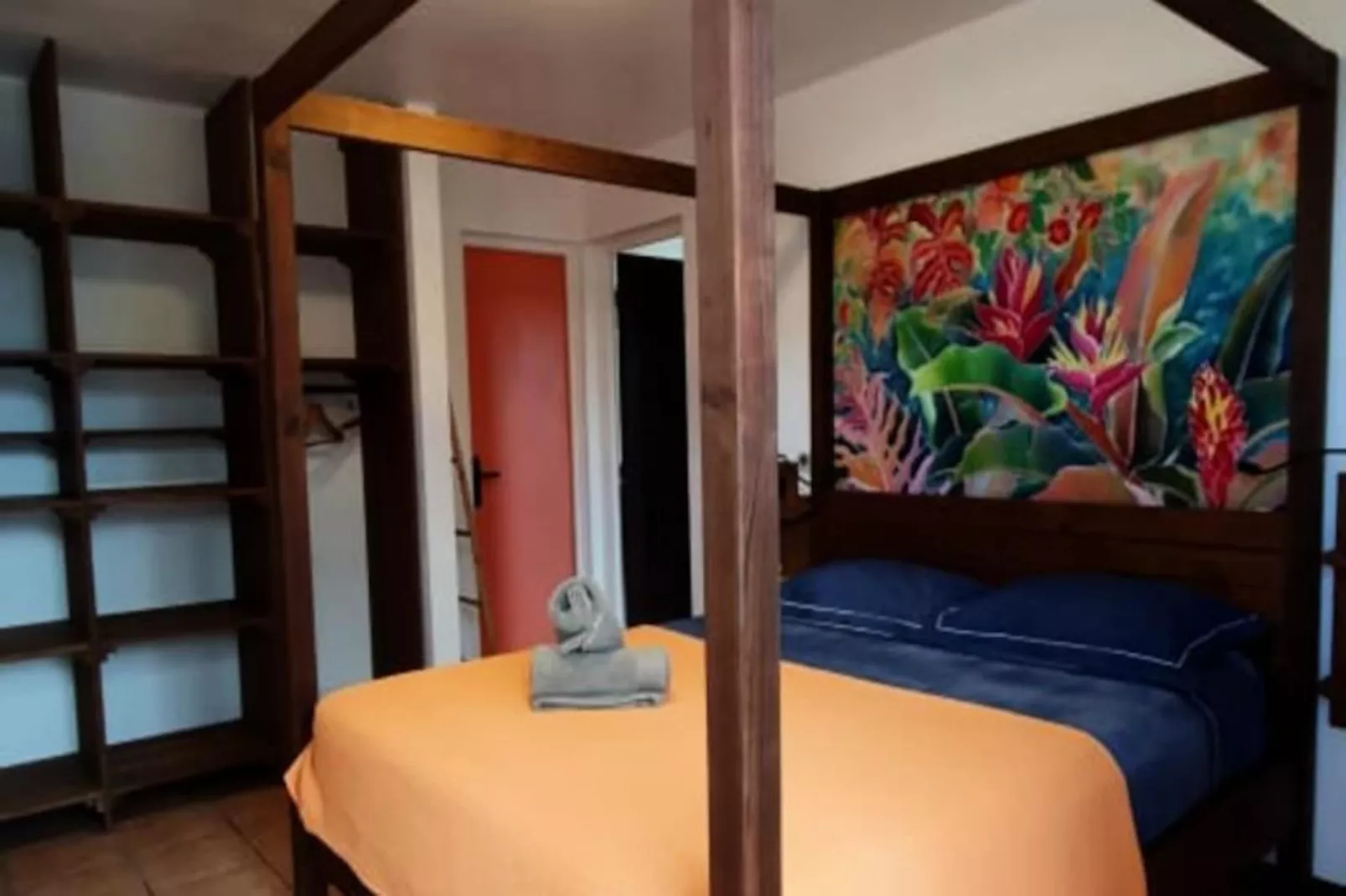 Villa La D&eacute;sirade-Image-tags.