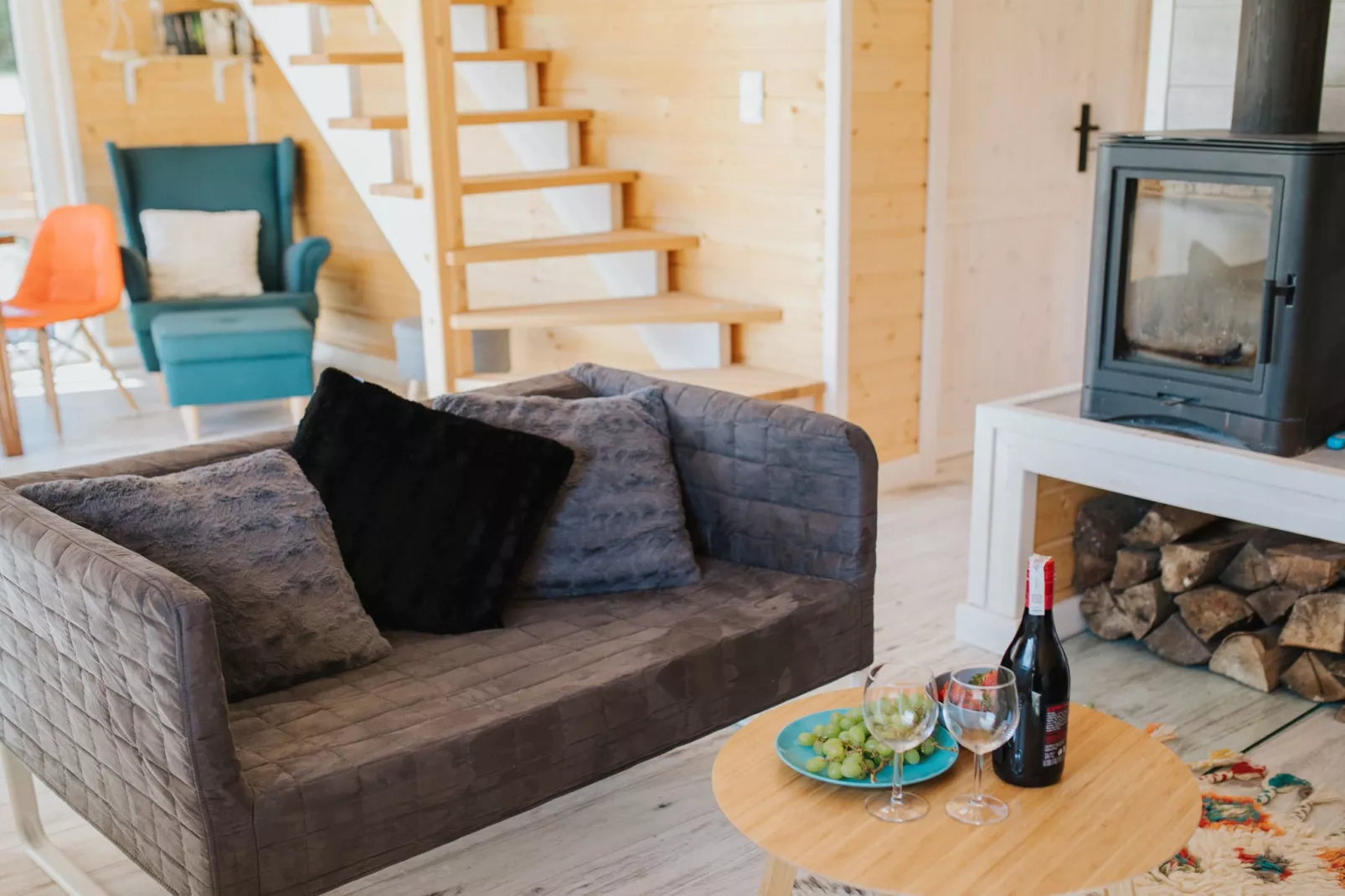 White Heron-Woonkamer