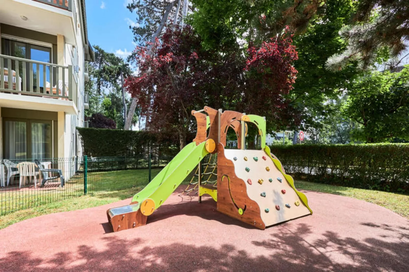 Résidence Les Embruns - maeva Home-Buitenkant zomer