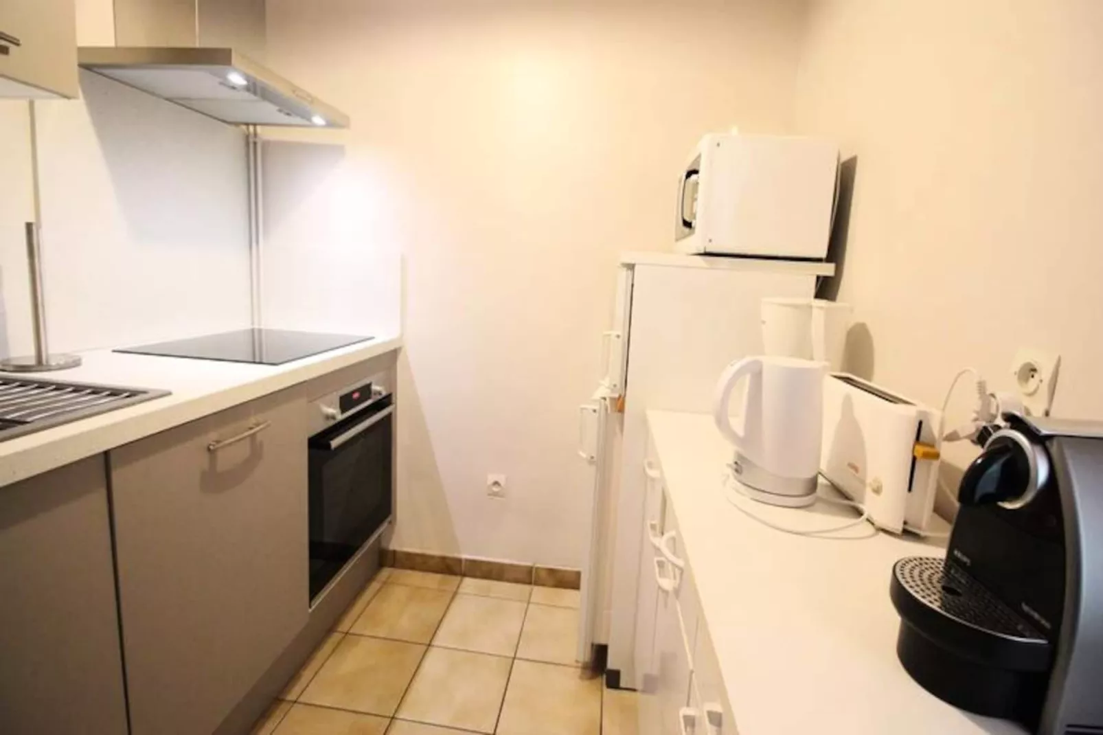 Résidence Angleterre-Image-tags.