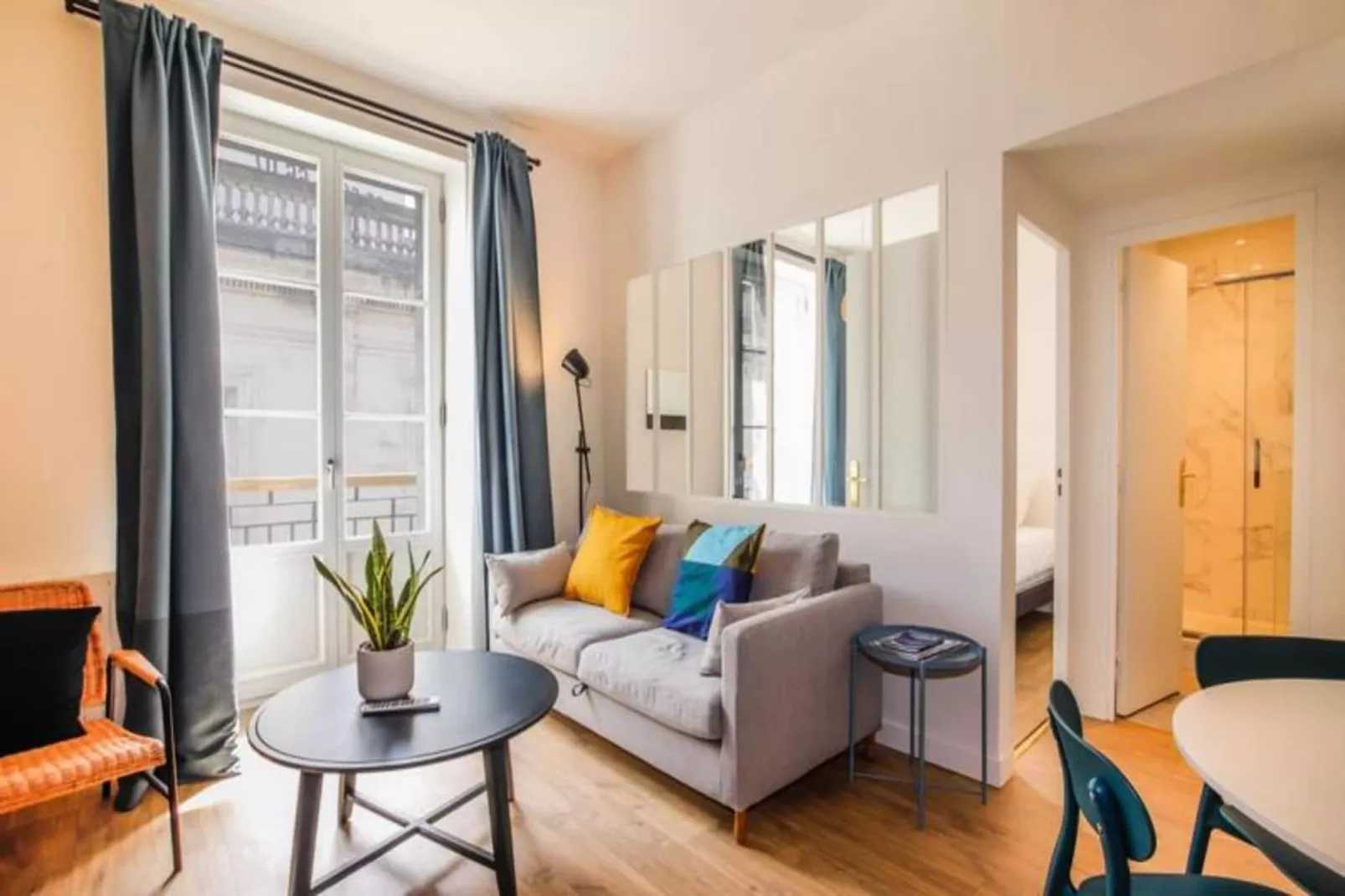 Appartement Lumineux &agrave La Pierre Bordelaise Plein Centre Pour 4 Personnes-Buitenkant zomer