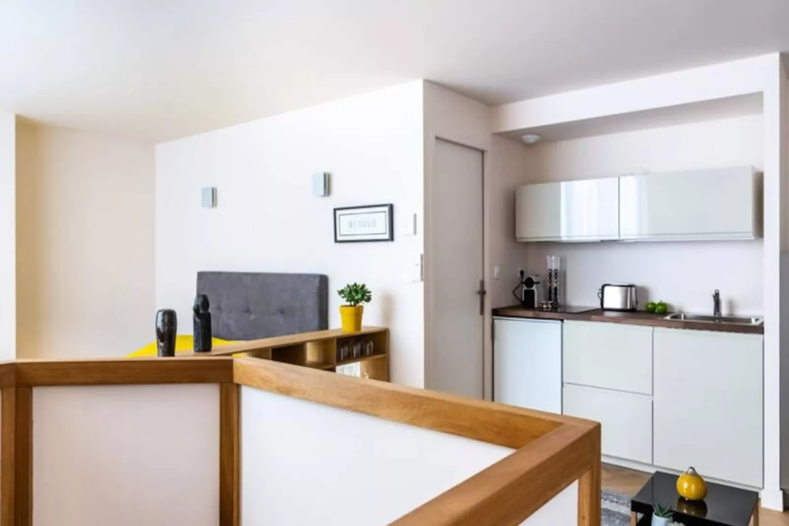 Magnifique Studio Bordelais &agrave La Belle Pierre En Plein Coeur De La Ville-Image-tags.