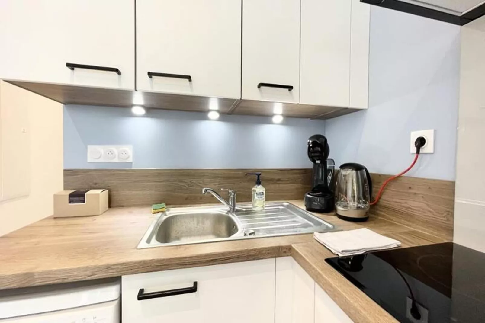 Le Cadet 👨&zwj;👩&zwj;👦&zwj;👦| Jean Jaur&egrave;s |tram A, B E E | T2 Tout &eacute;quip&eacute;-Keuken