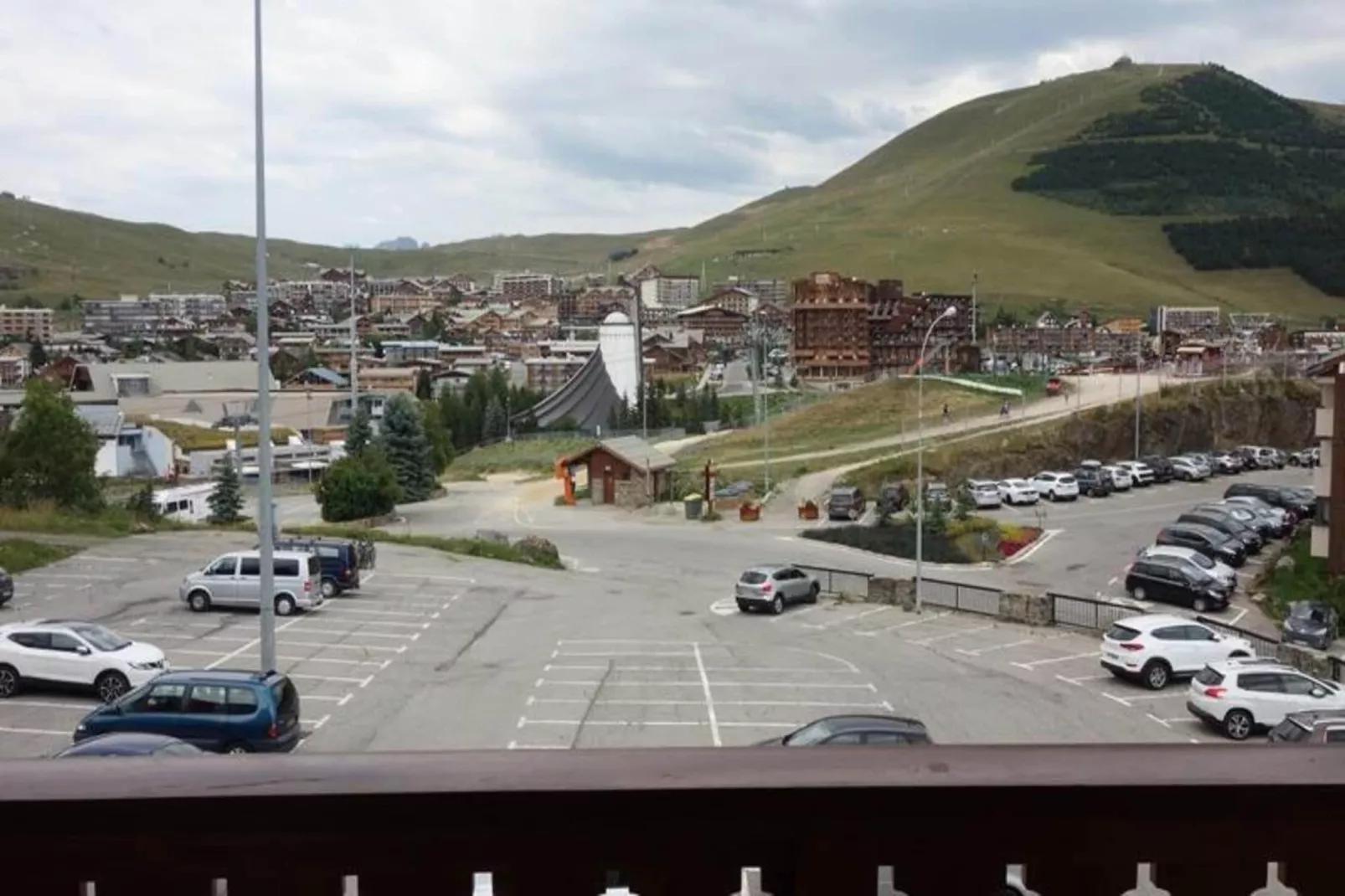 Résidence Val D'huez-Buitenkant zomer