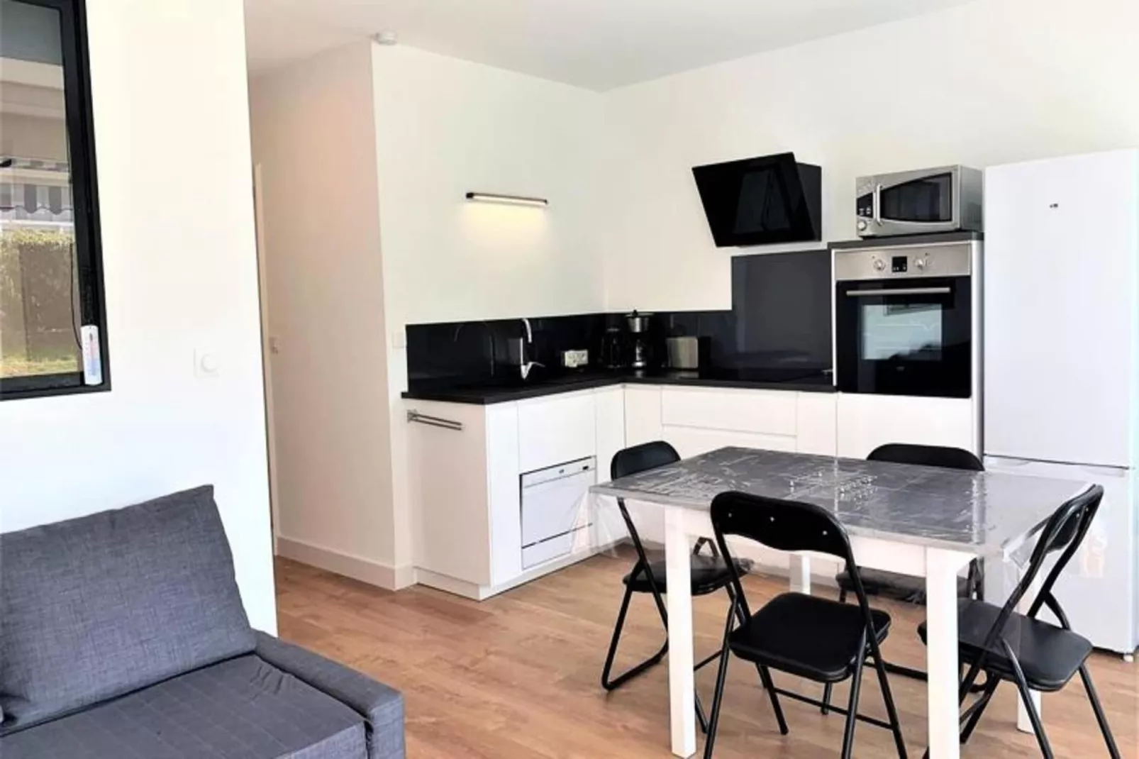 Résidence Goulvars-Eetkamer