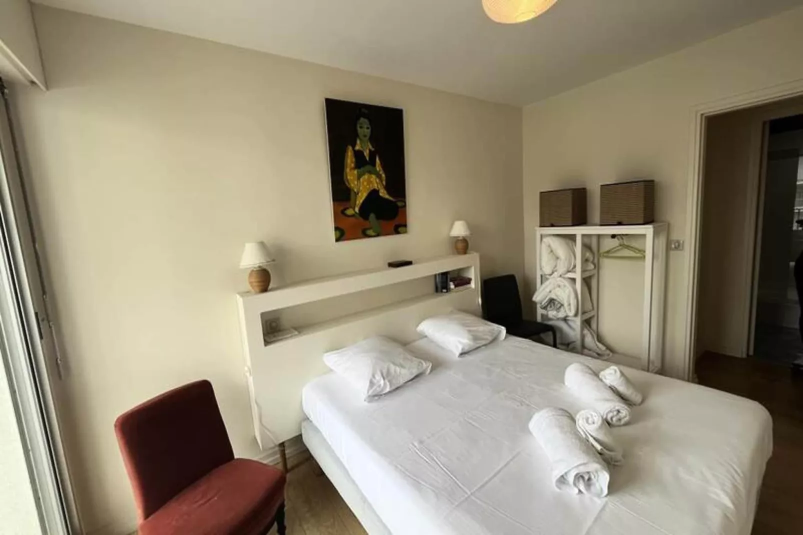 Superbe Appartement Avec Balcon, Garage, 3ch, &agrave; 5min De La Plage-Slaapkamer