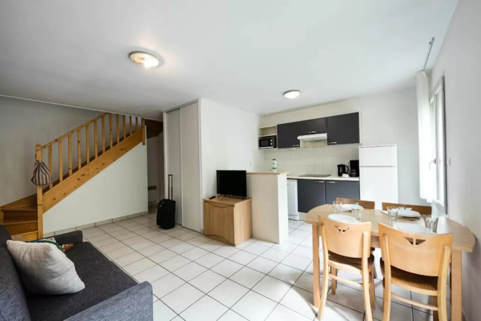 Appart'hôtel Garden & City Lyon - Lissieu 3*-Image-tags.