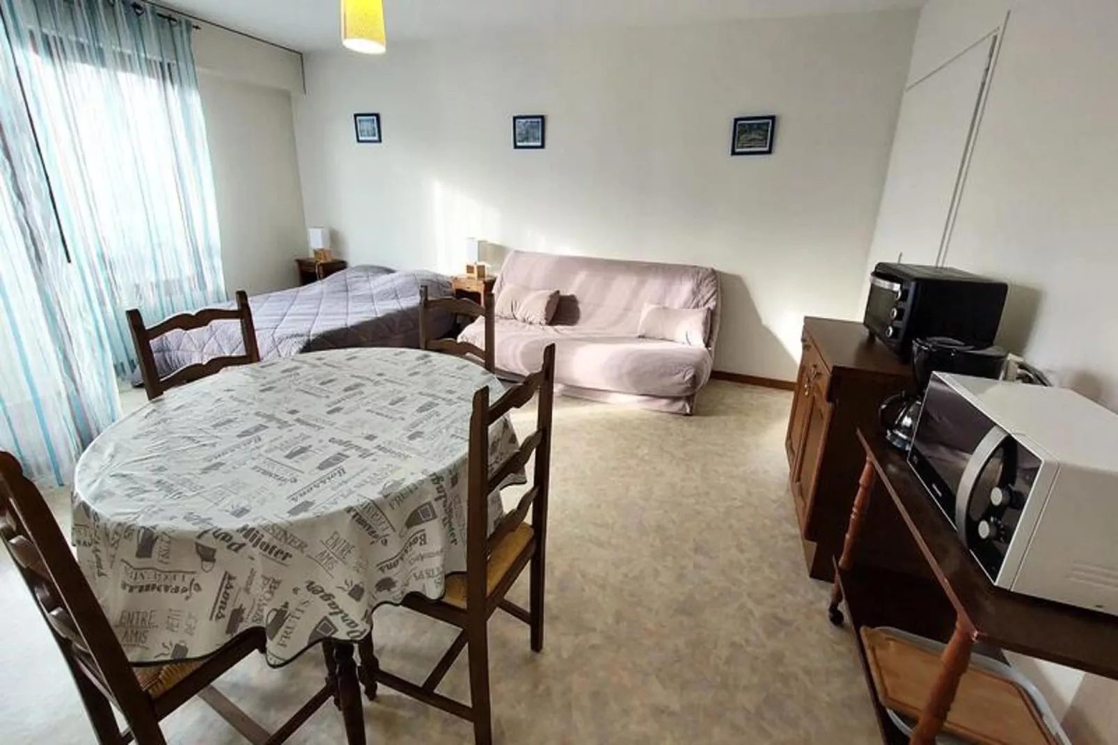 Résidence Le Chateau Durieux 3-Eetkamer