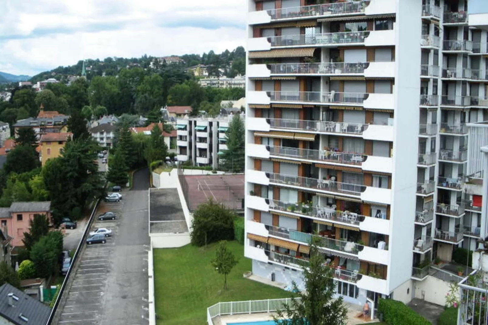 Résidence Montcalm D-Buitenkant zomer