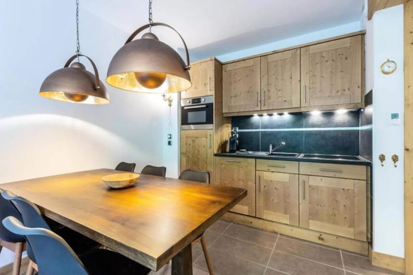 Résidence La Grange Aux Fees-Keuken