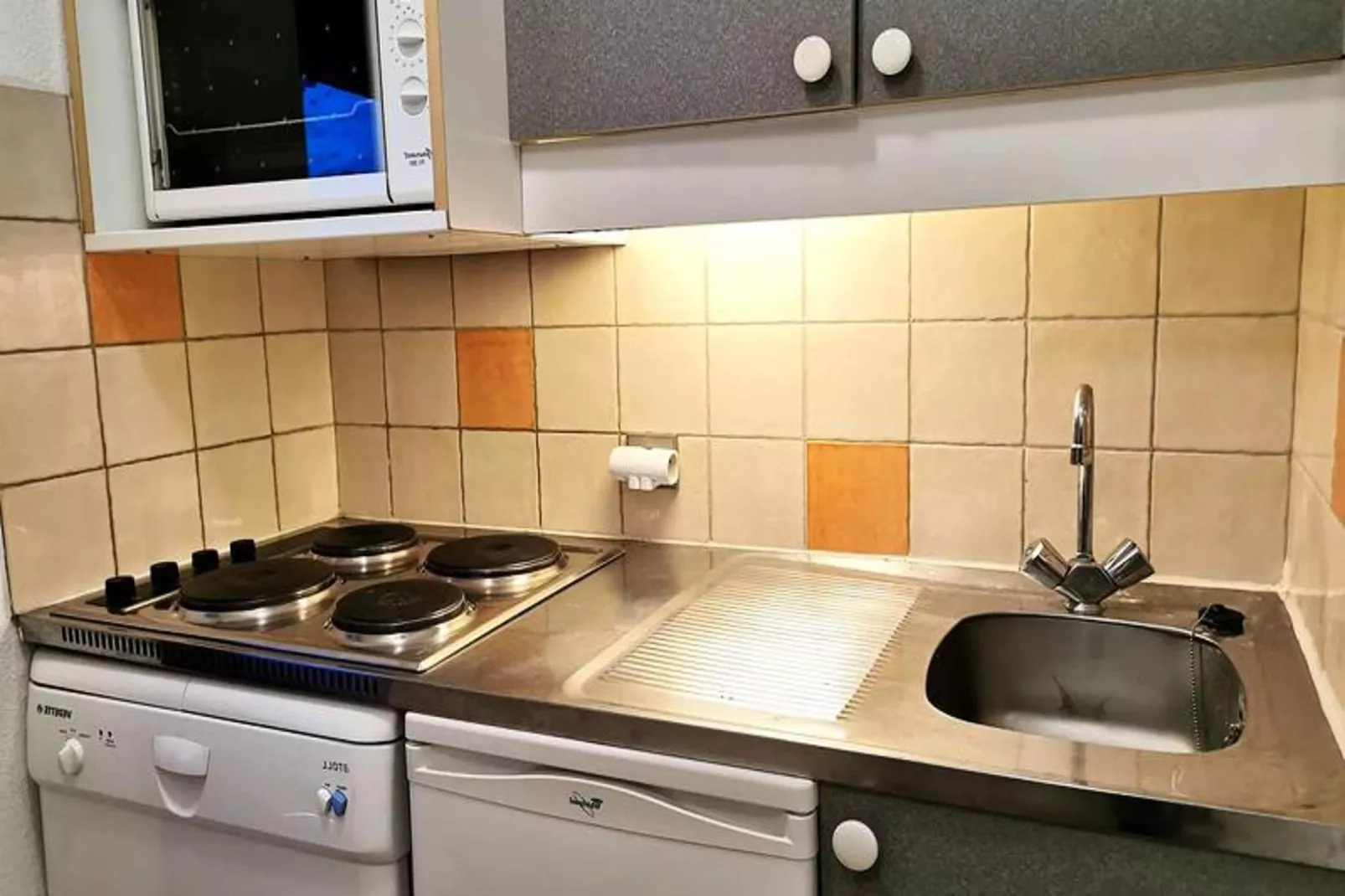 Résidence Camarine-Keuken