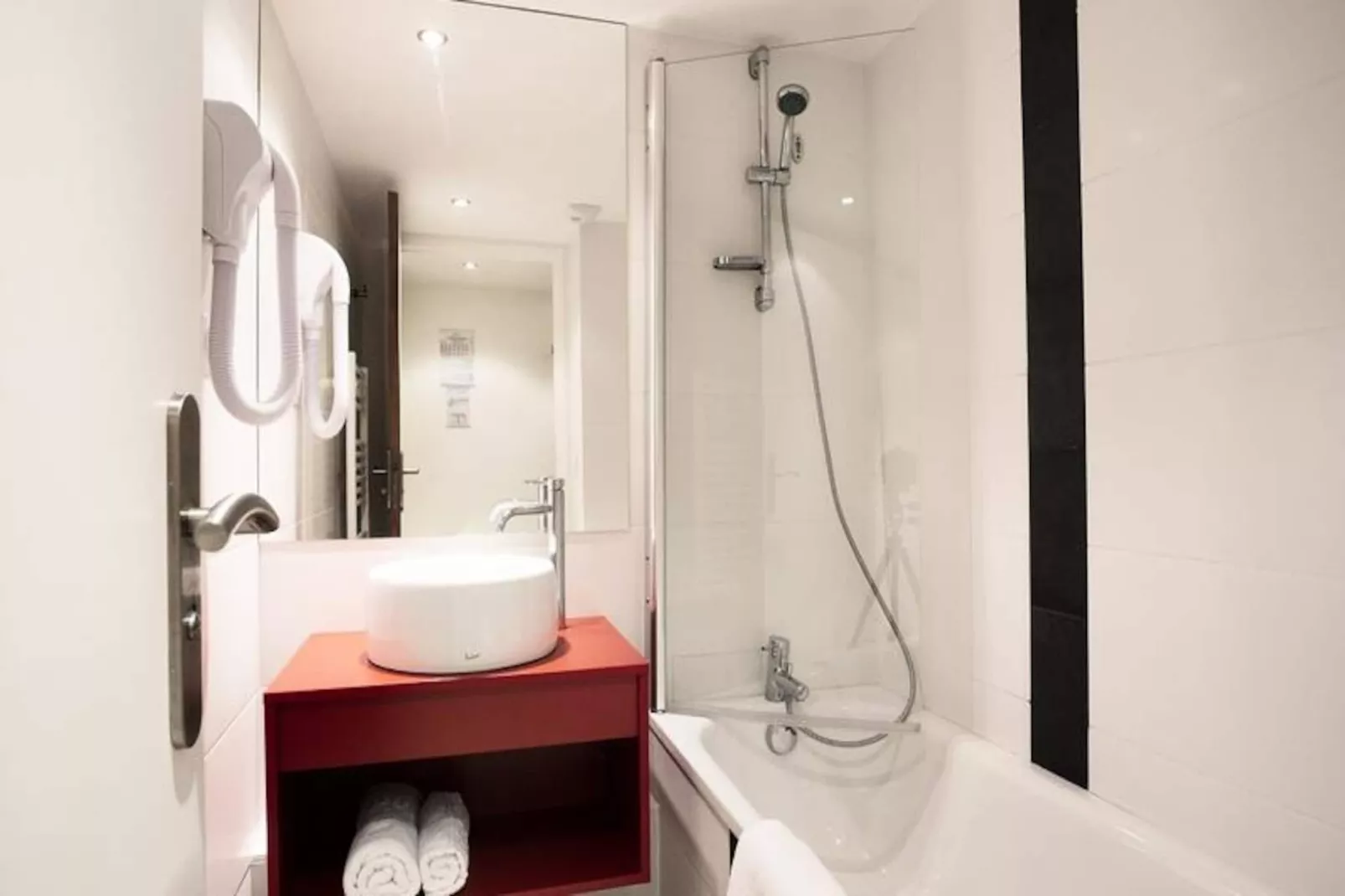 SOWELL RESIDENCES Pierre Blanche ****-Image-tags.