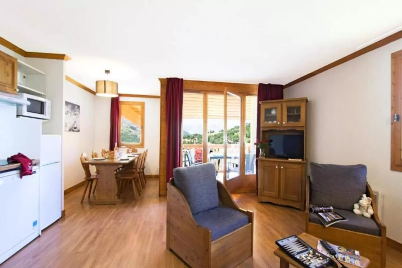 Résidence Odalys Le Hameau et Les Chalets de la Vallée d'Or***-Image-tags.