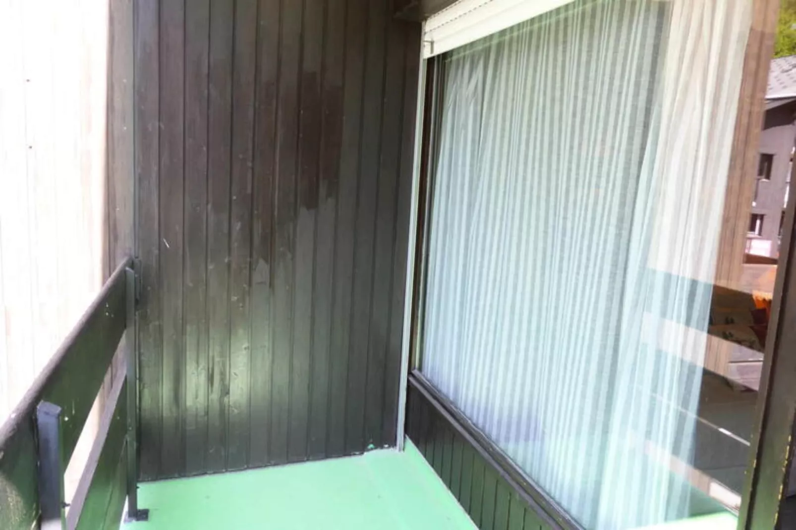 Résidence Le Brulaz-Buitenkant zomer