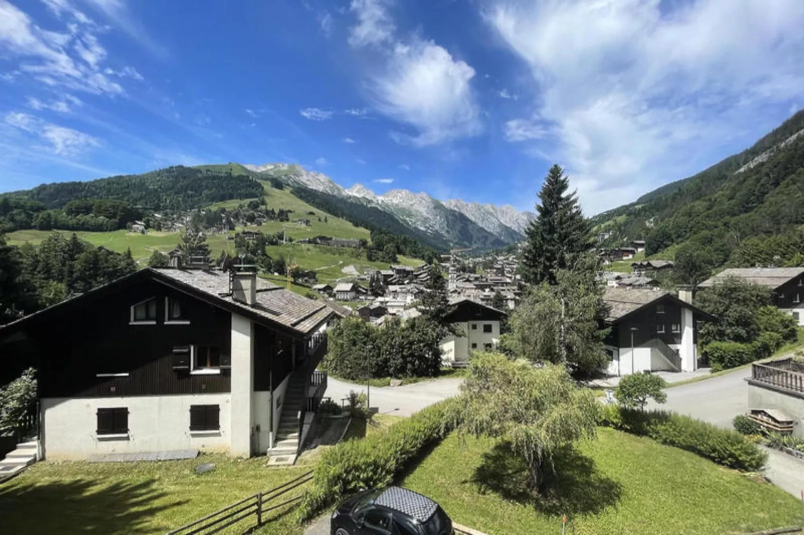 Appartements à La Clusaz-Buitenkant zomer