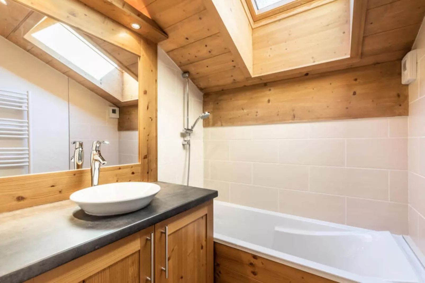 Résidence Belrose-Buitenkant zomer