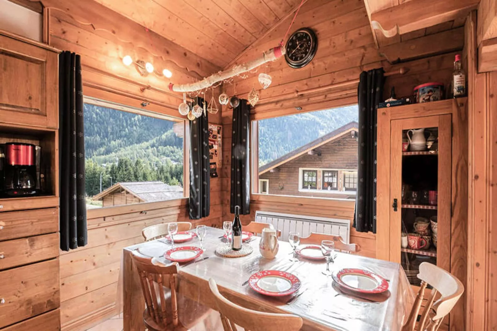 Résidence Clos Des Etoiles-Eetkamer