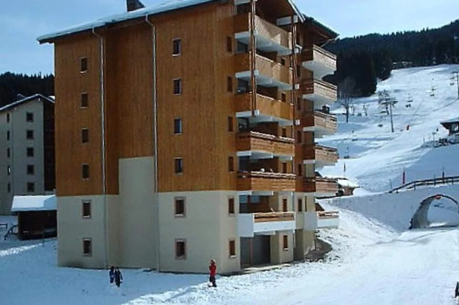 Résidence Gelinotte-Buitenkant zomer