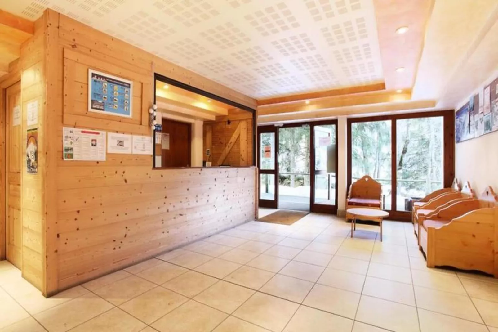 Résidence Odalys Le Buet**-Zwembad