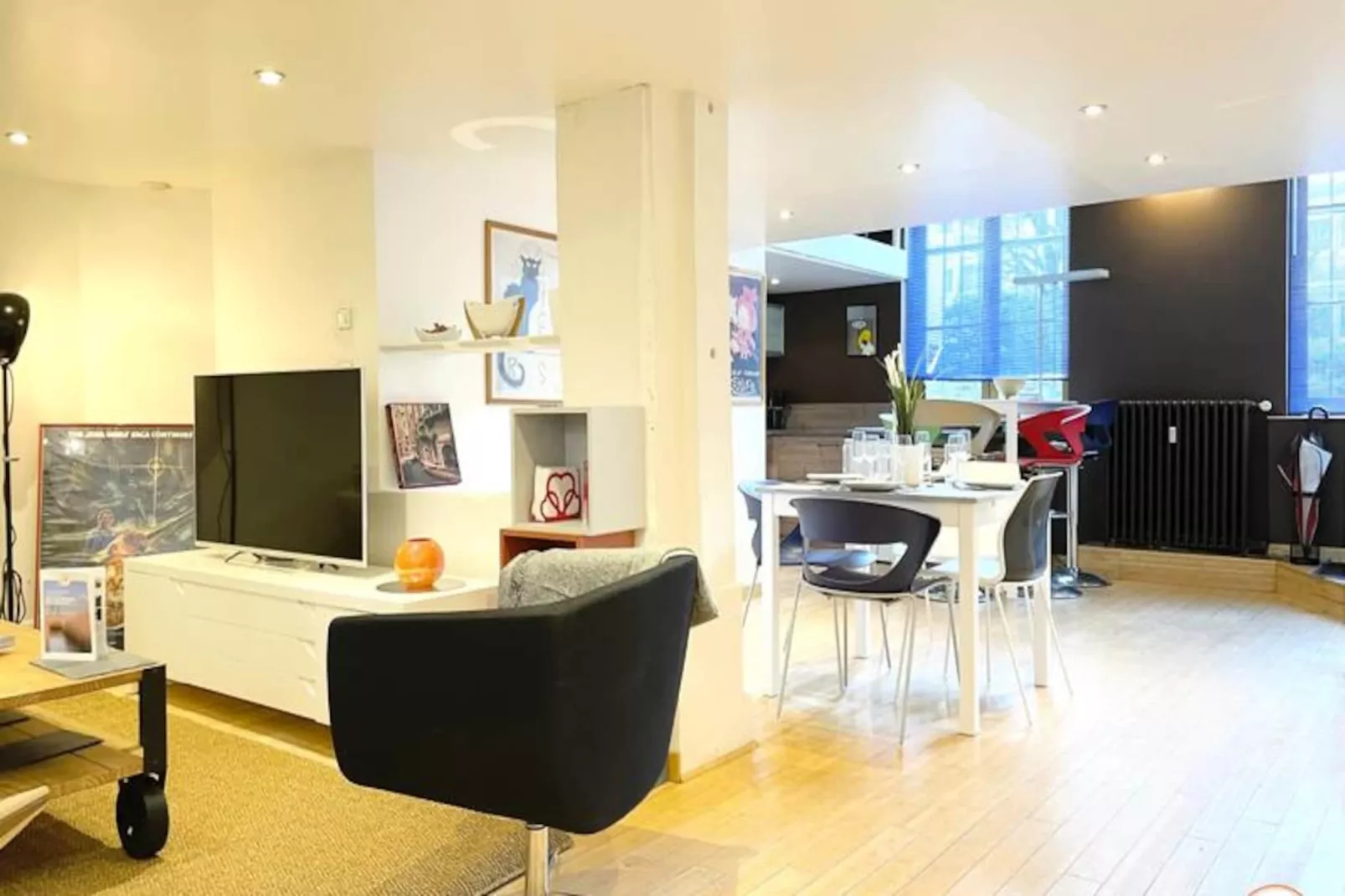 🎨 Loft De L'artiste - Parking - Standing-Image-tags.