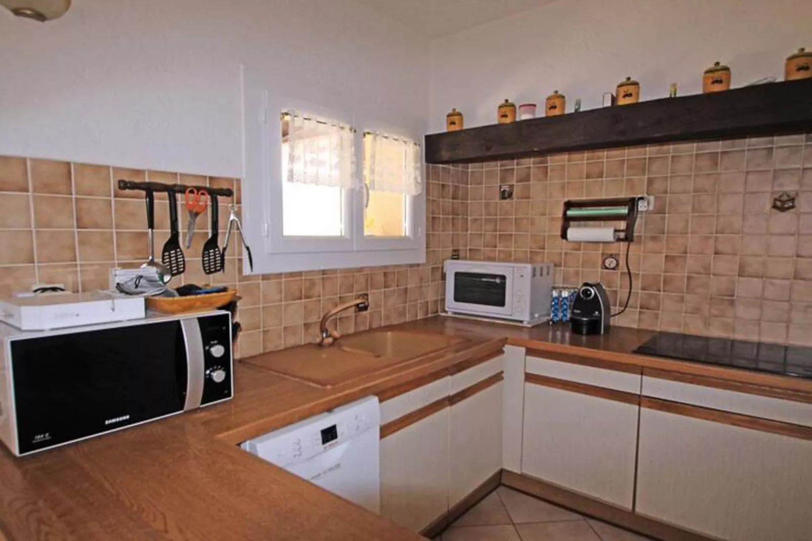 Résidence Pan Cuet-Keuken