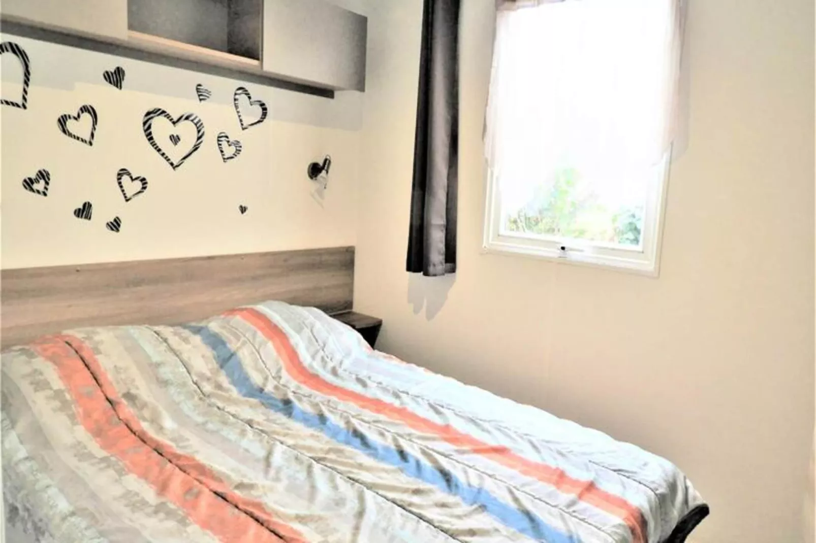 Mobil-home 6 pers. avec accès piscine et complexe aquatique-Buitenkant zomer