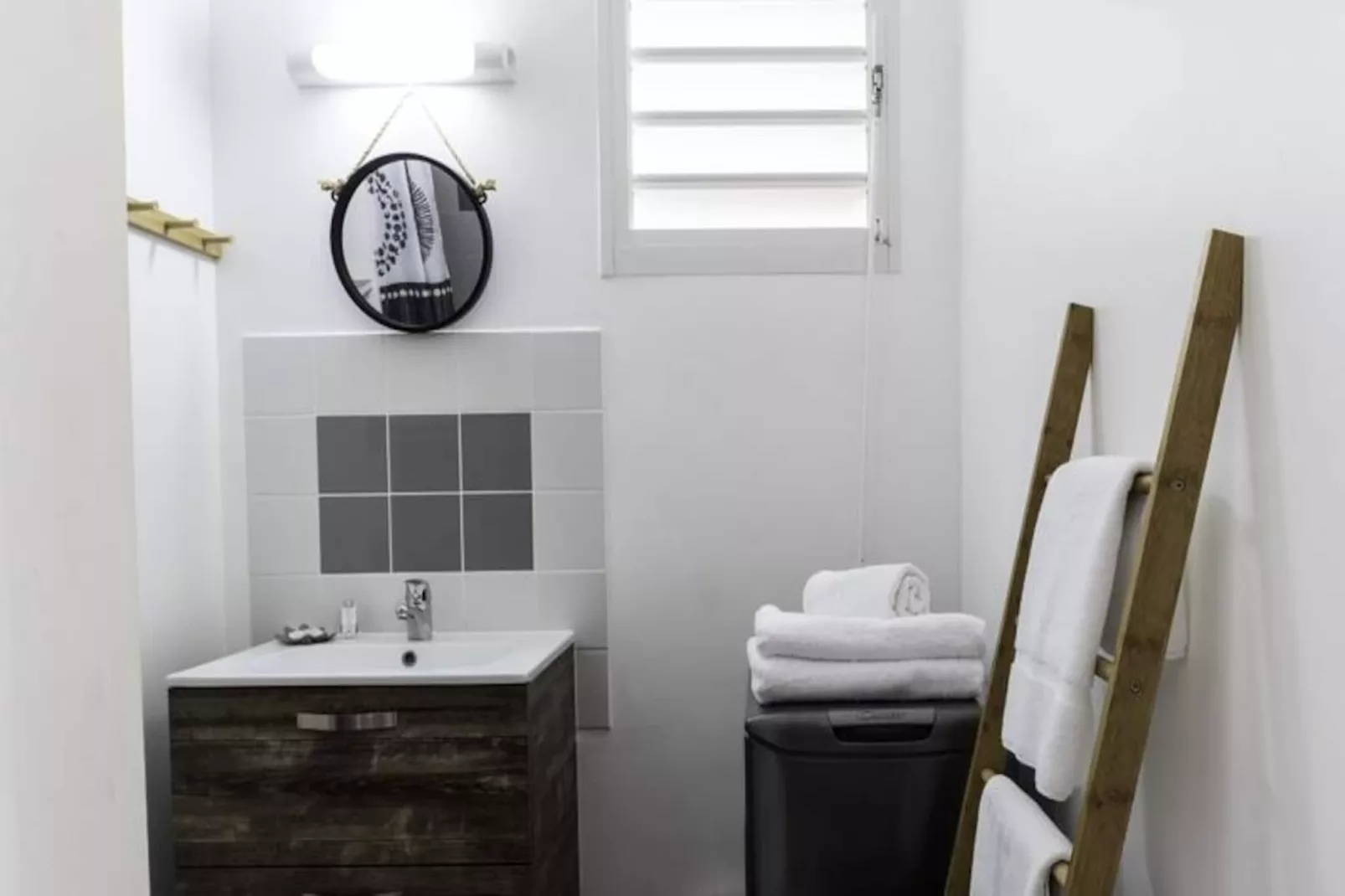 Appartement Orchid Dan-Image-tags.