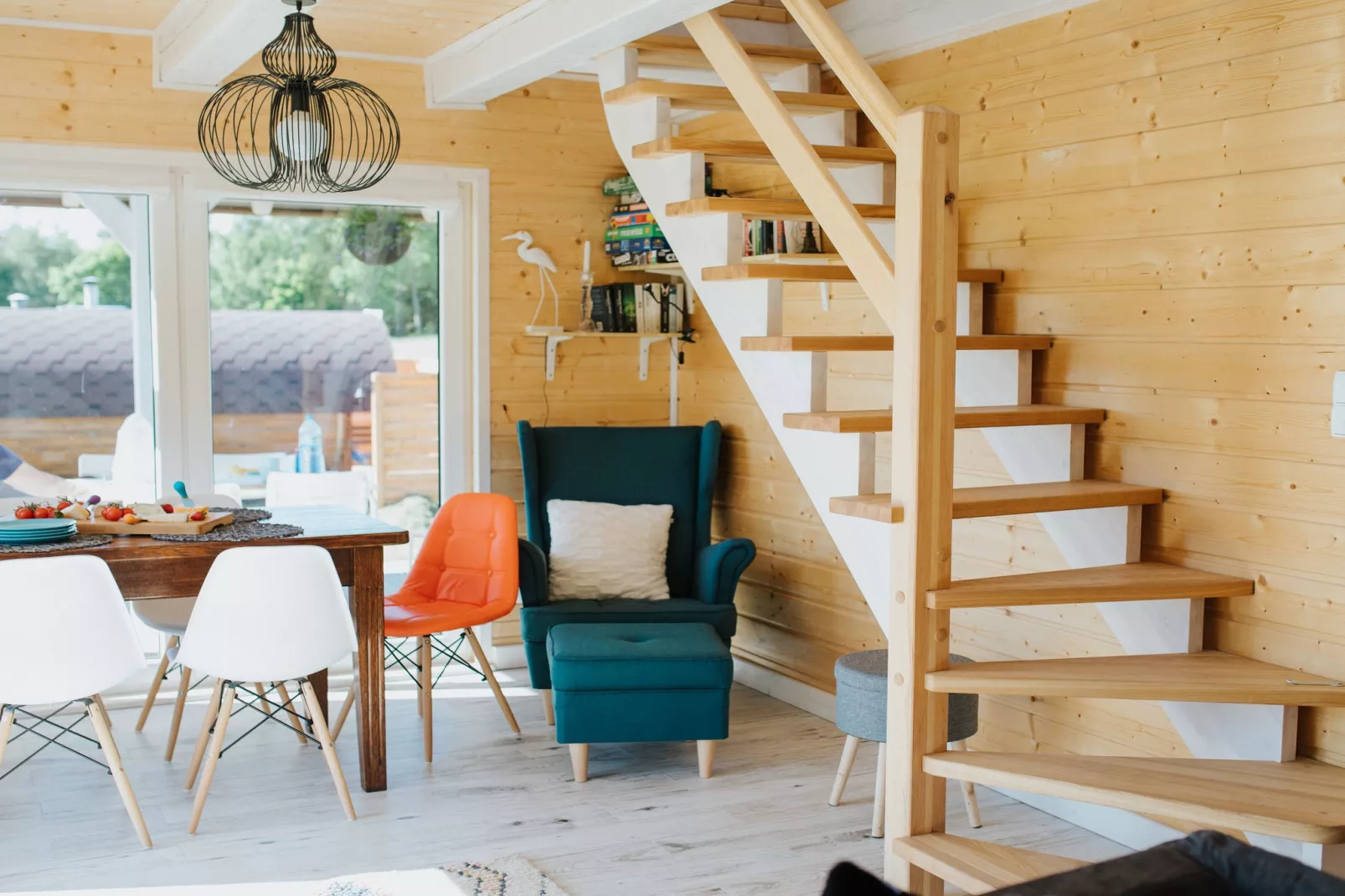 White Heron-Woonkamer