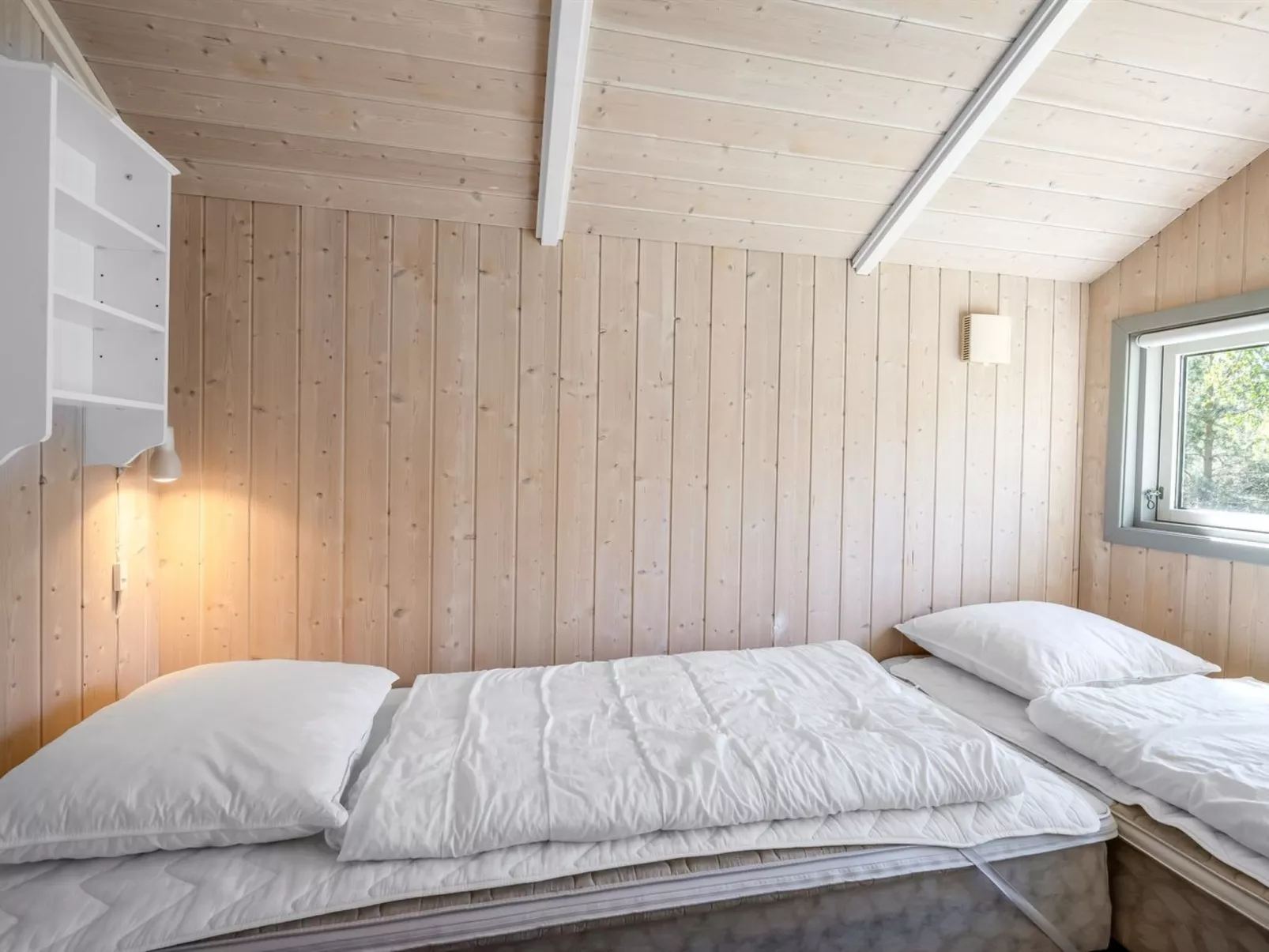 "Elba" - 275m to the fjord-Binnen