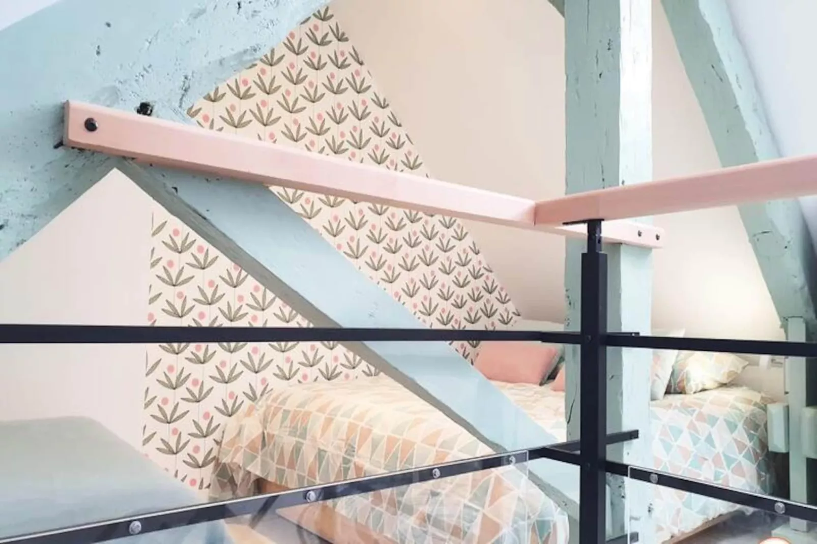 La Plume De Malherbe - Parking - Coup De C&oelig;ur-Image-tags.