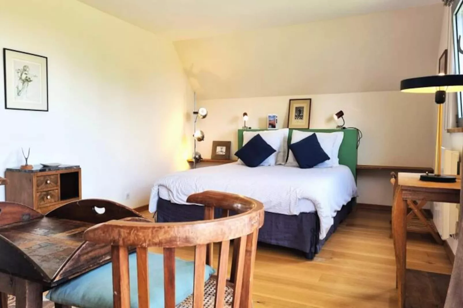 🍎 La Bergeronnette - Domaine D'apreval - Campagne-Image-tags.