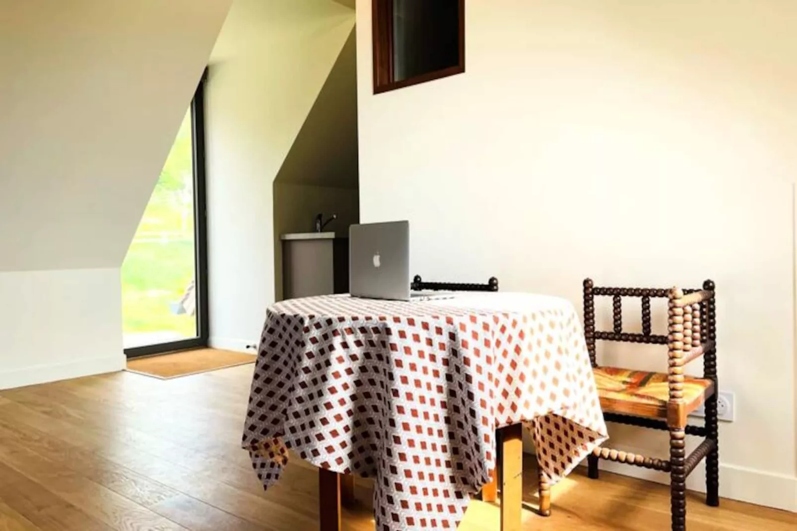 🍎 La Tourterelle - Domaine D'apreval - Campagne-Image-tags.