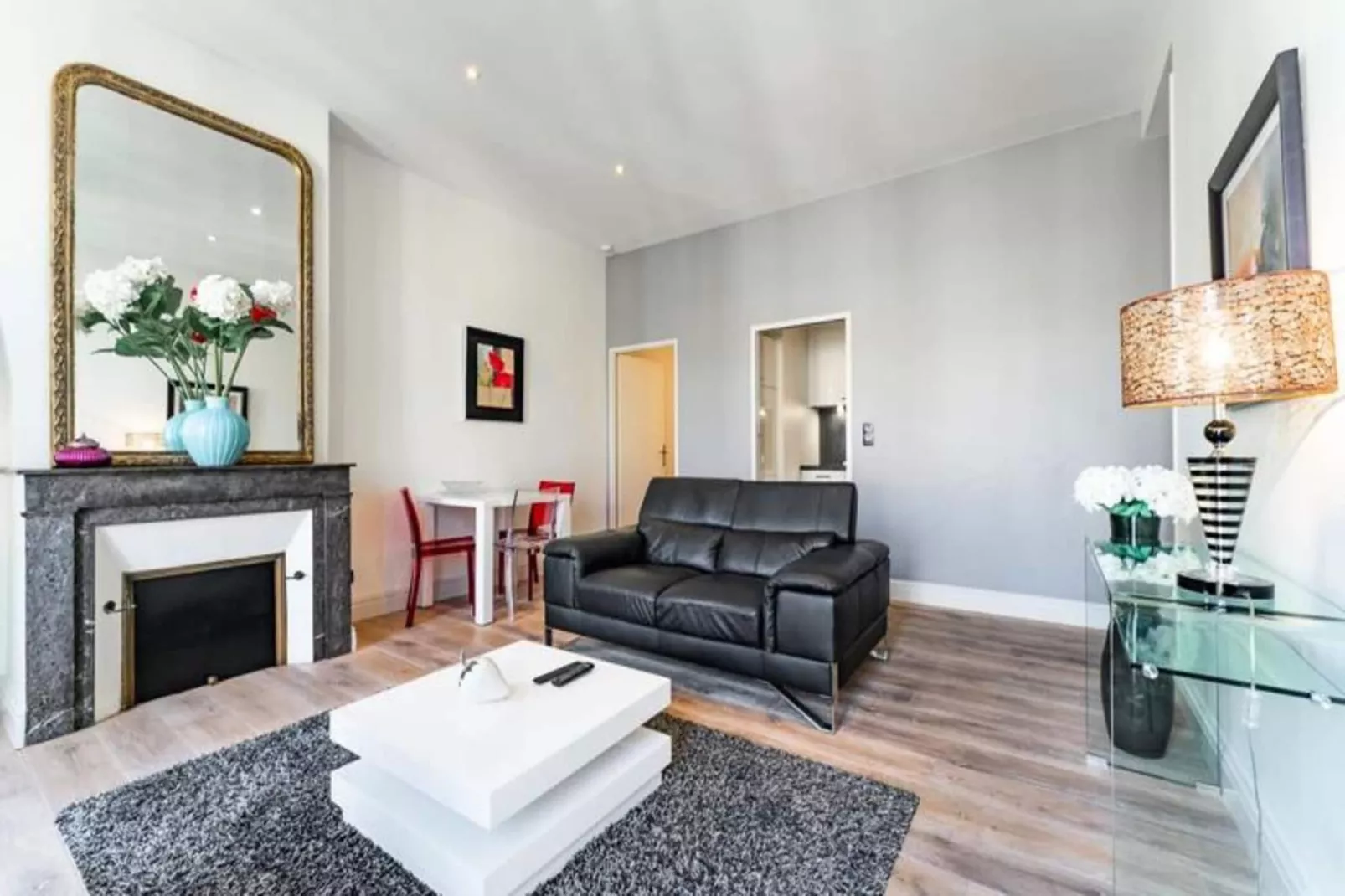 Chaleureux Appartement Au C&oelig;ur Du Quartier Historique Saint-michel-Slaapkamer