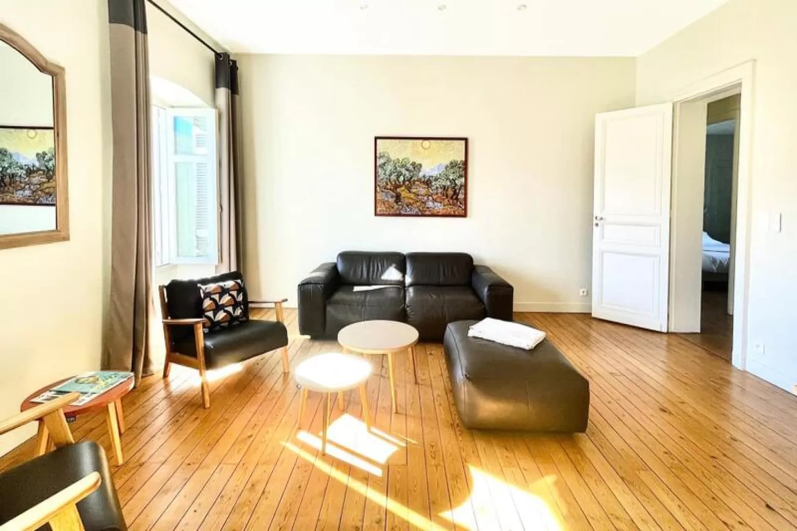 Magnifique Et Lumineux T3 De Charme Aux Quinconces Id&eacute;al Pour 4 Personnes-Buitenkant zomer