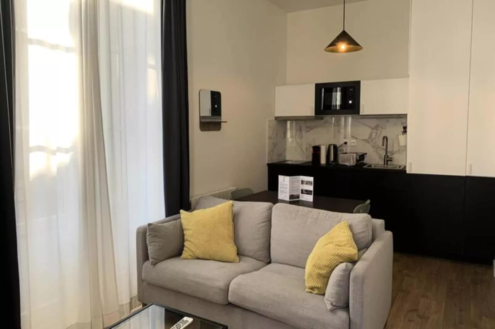 Appartement Aux Prestations Cozy Et Moderne En Hypercentre Pour 4 Personnes-Buitenkant zomer