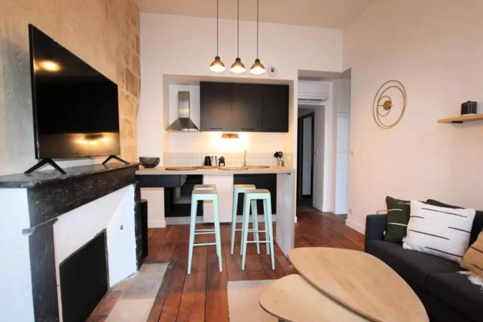 Charmant Et Rayonnant Appartement De 55 M&sup2; Situ&eacute; Dans Le Coeur De Bordeaux-Keuken
