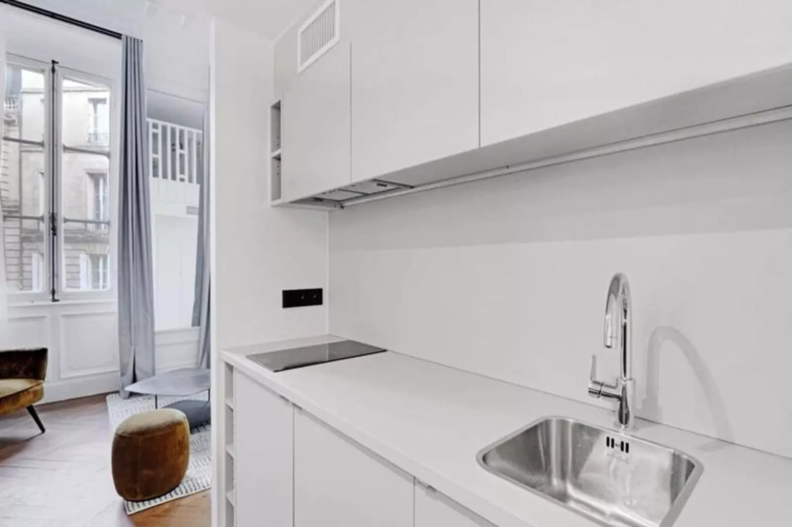 Maison Labruy&egrave;re - Familiale Aviau-Keuken