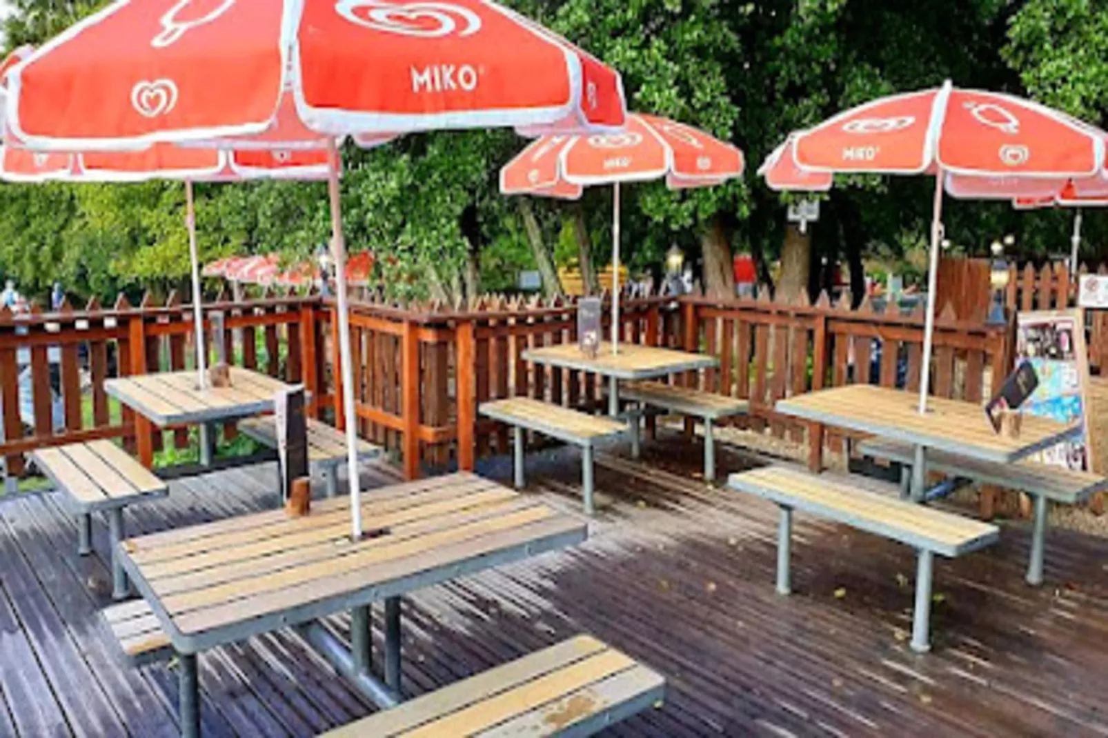 Résidence La Croisette-Buitenkant zomer