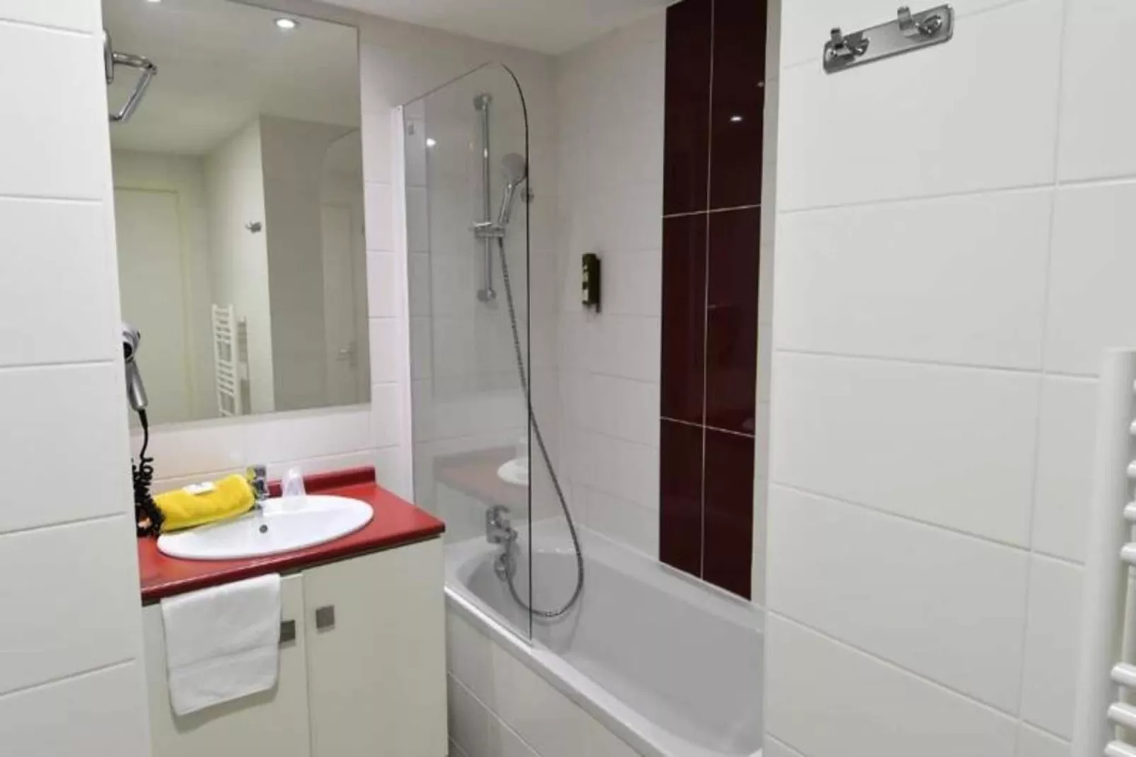 Appart'Hôtel Mer & Golf Bordeaux Bassins à Flot***-Buitenkant zomer