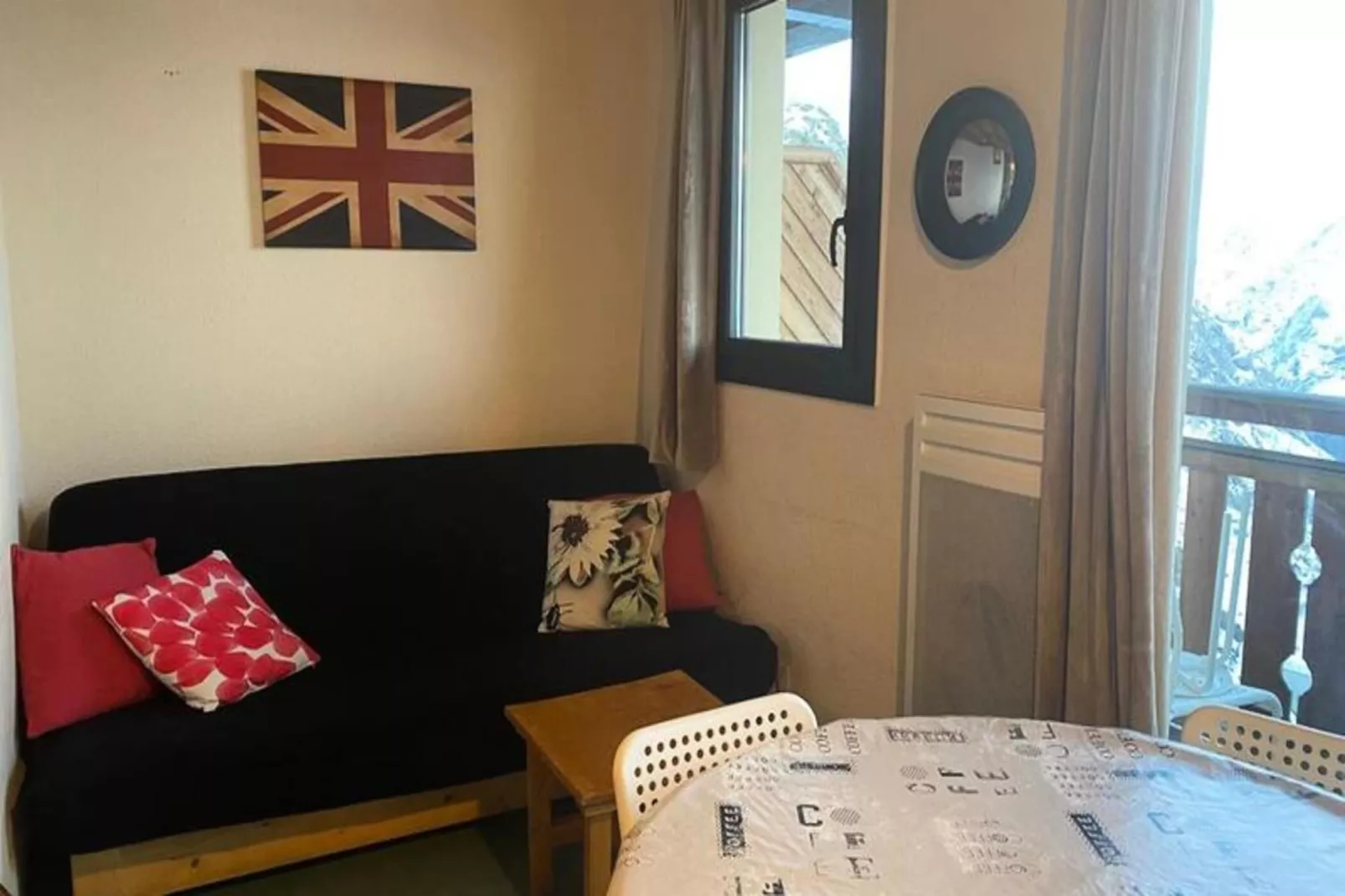 Résidence Balcons D'huez - Eetkamer